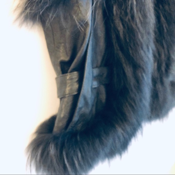 Saint Gil Genuine Rabbit Fur Trimmed Leather Vest - Picture 4 of 6